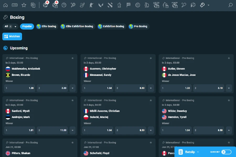 Uno screenshot della lobby delle scommesse sulla boxe crypto di CoinPoker che mostra vari eventi e mercati di scommesse per scommesse live o future.